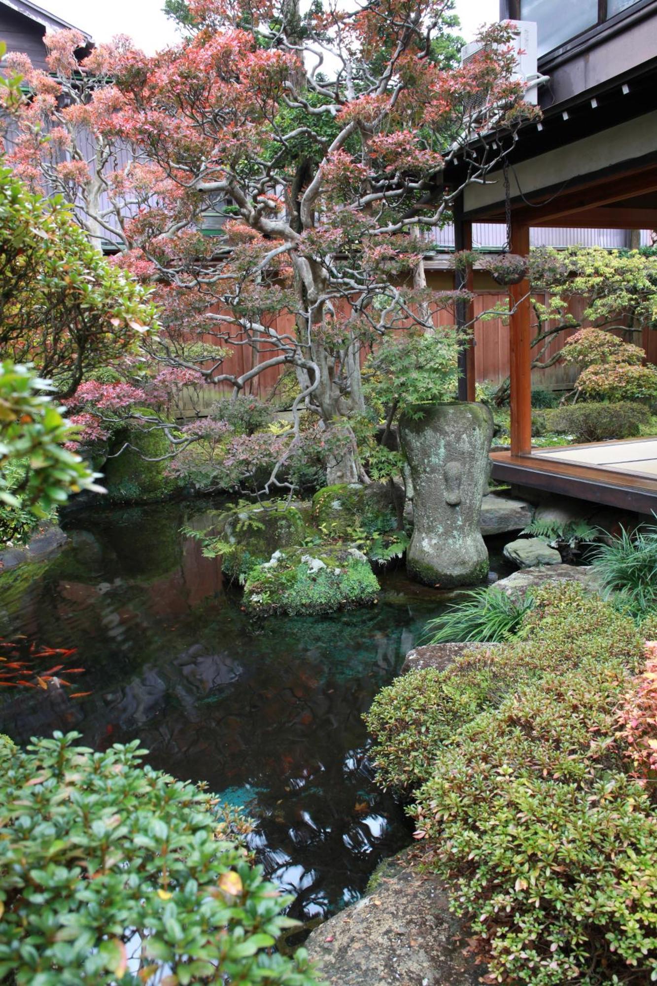 Ryokan Kaminaka Такаяма Екстериор снимка