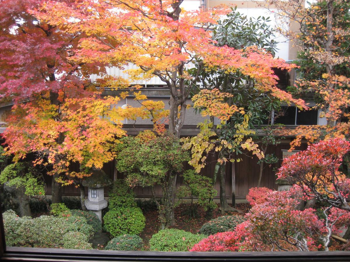 Ryokan Kaminaka Такаяма Екстериор снимка